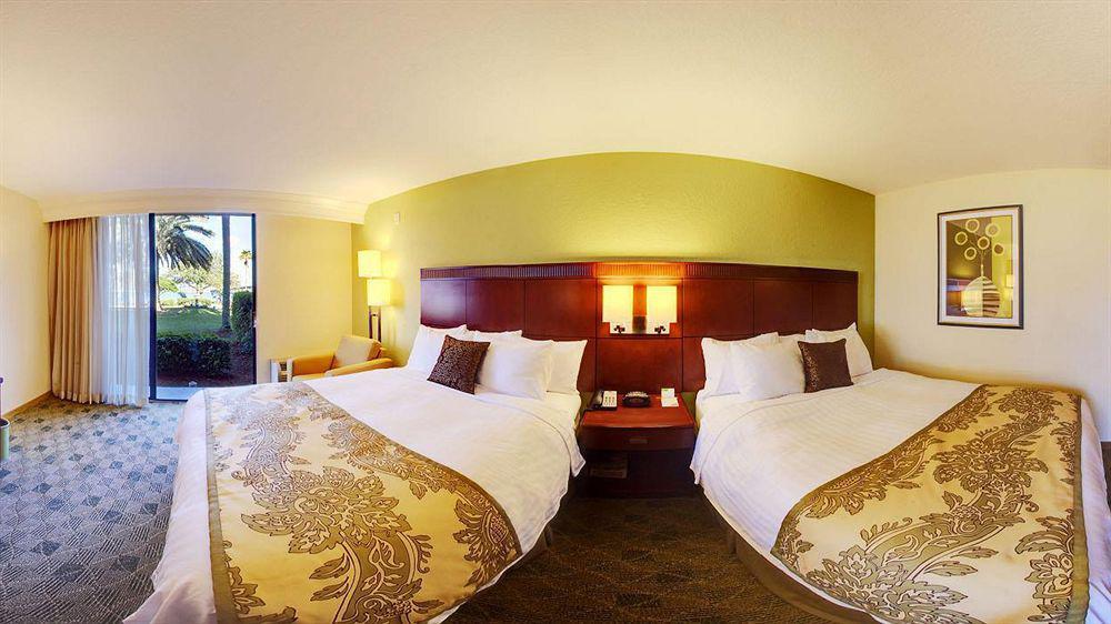 Courtyard By Marriott Bradenton Sarasota/Riverfront Ngoại thất bức ảnh